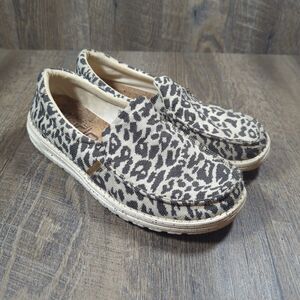 Hey Dude Womens Misty Woven Cheetah Grey Slip On Shoes Light Weight Size 10